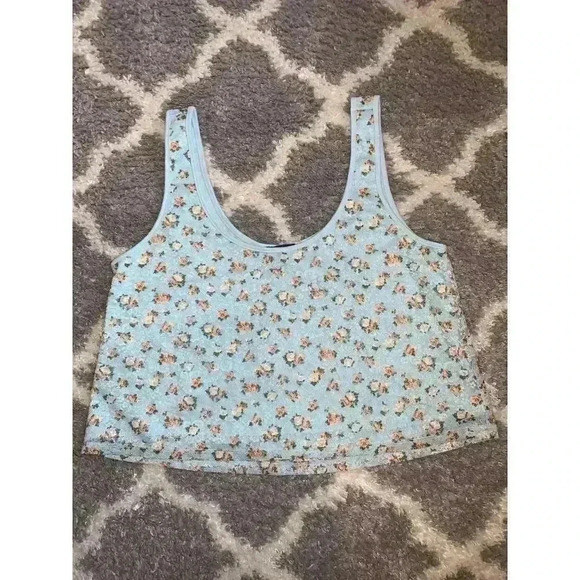 Women's Forever 21 knit Sleeveless Top, Medium - Picture 3 of 5